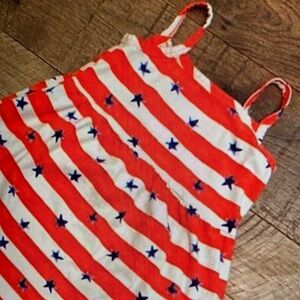 Charming sleeveless and striped dress